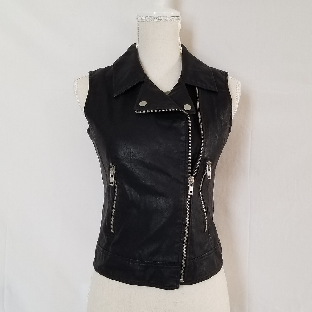 BB Dakota Faux Leather Vest size xs